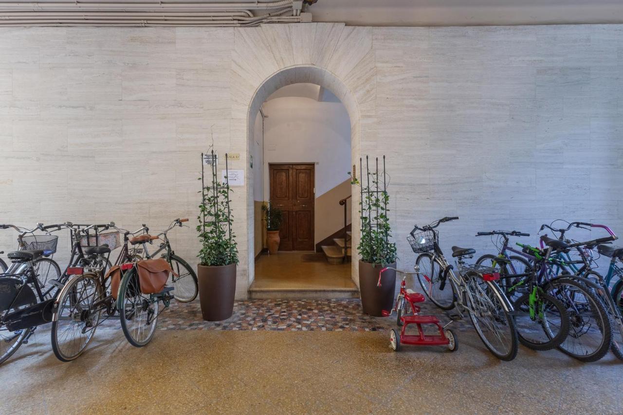 Accademia Delle Belle Arti University Apartment Bologna Ngoại thất bức ảnh